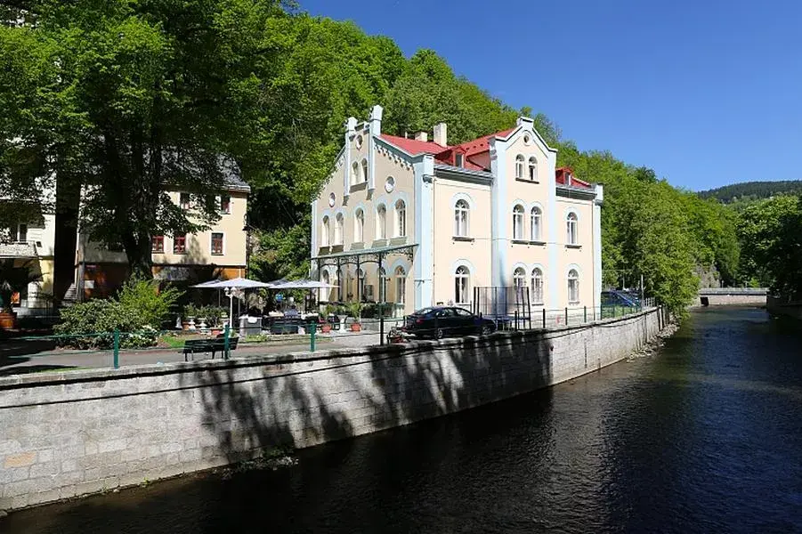 VILLA BASILEIA Riverside, Karlsbad Karlovy Vary